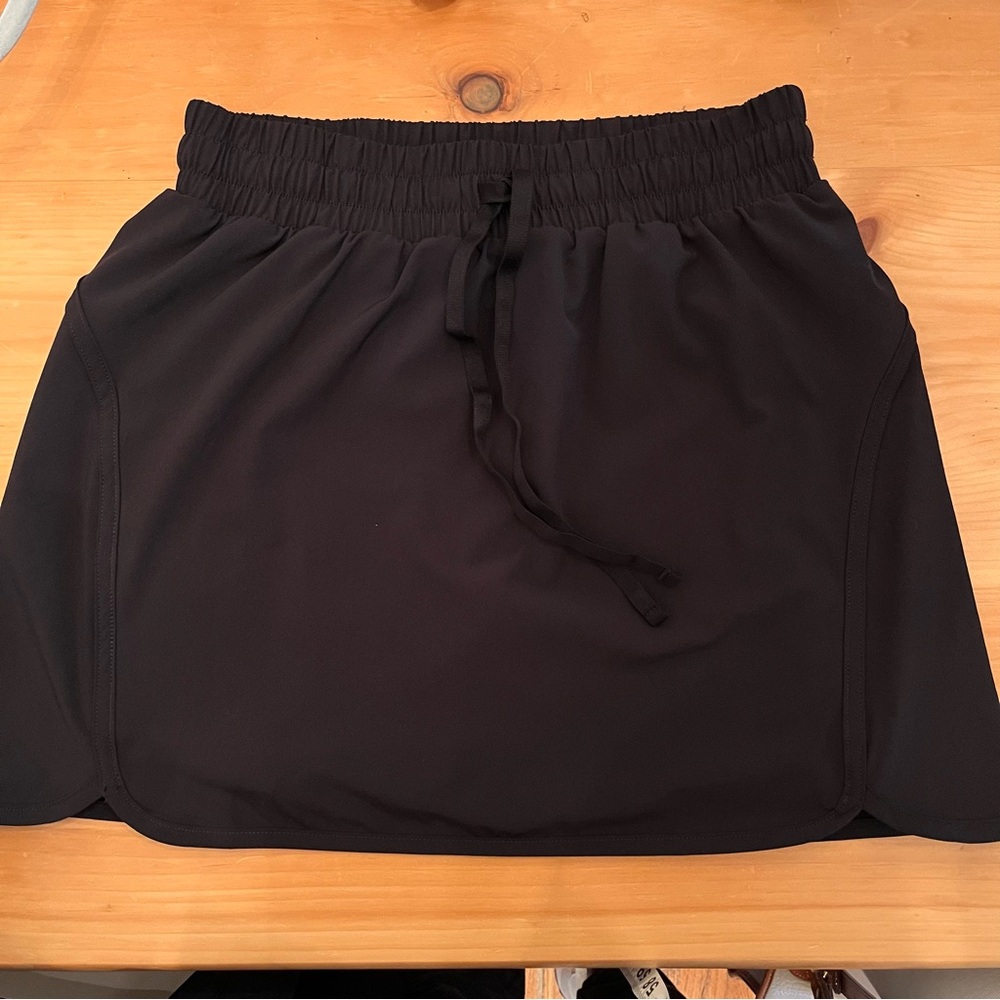 NWT Beyond Yoga In Stride Lined Skirt Stretch Woven XS Black Built-In Shorts $88 - Picture 8 of 15